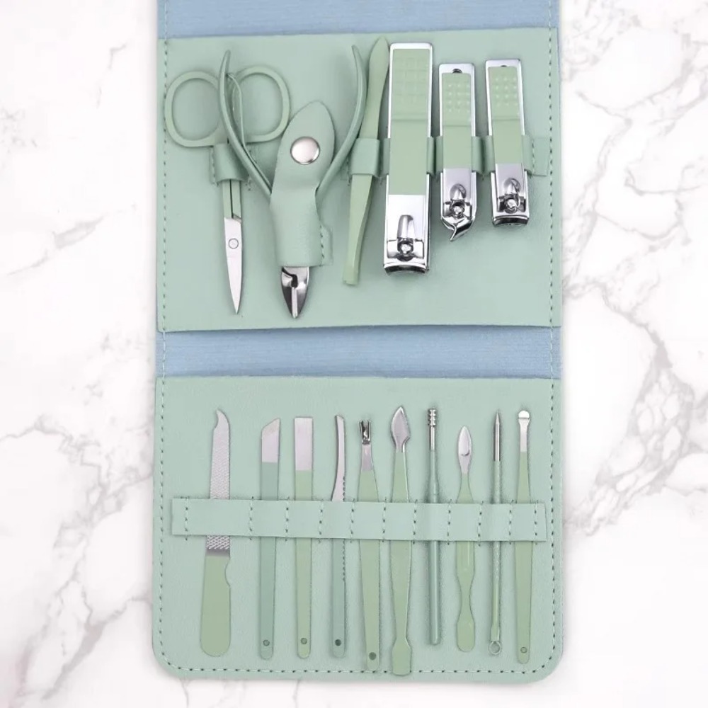อุปกรณ์ที่ต้องมีที่บ้าน ชุดกรร - Nail Care Kit Mens บทวิจารณ์และราคา